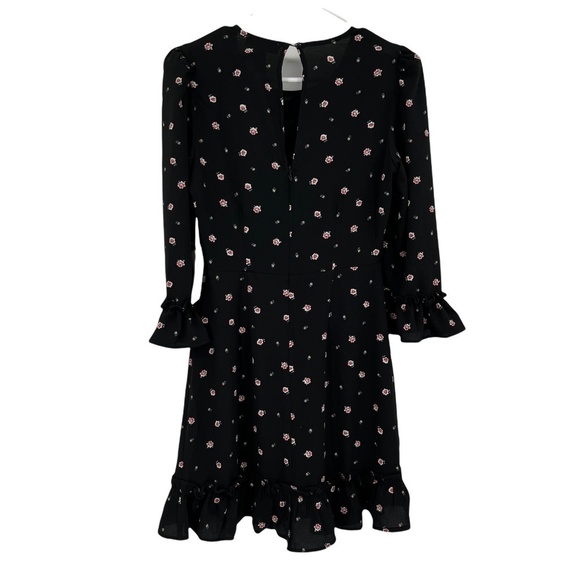 NWT Forever 21 Black Red Lined Pleated Flower Mini Dress Size Small Women’s - Picture 3 of 8